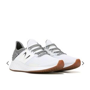 New Balance Foam Roav Runners, Size 7, white and grey